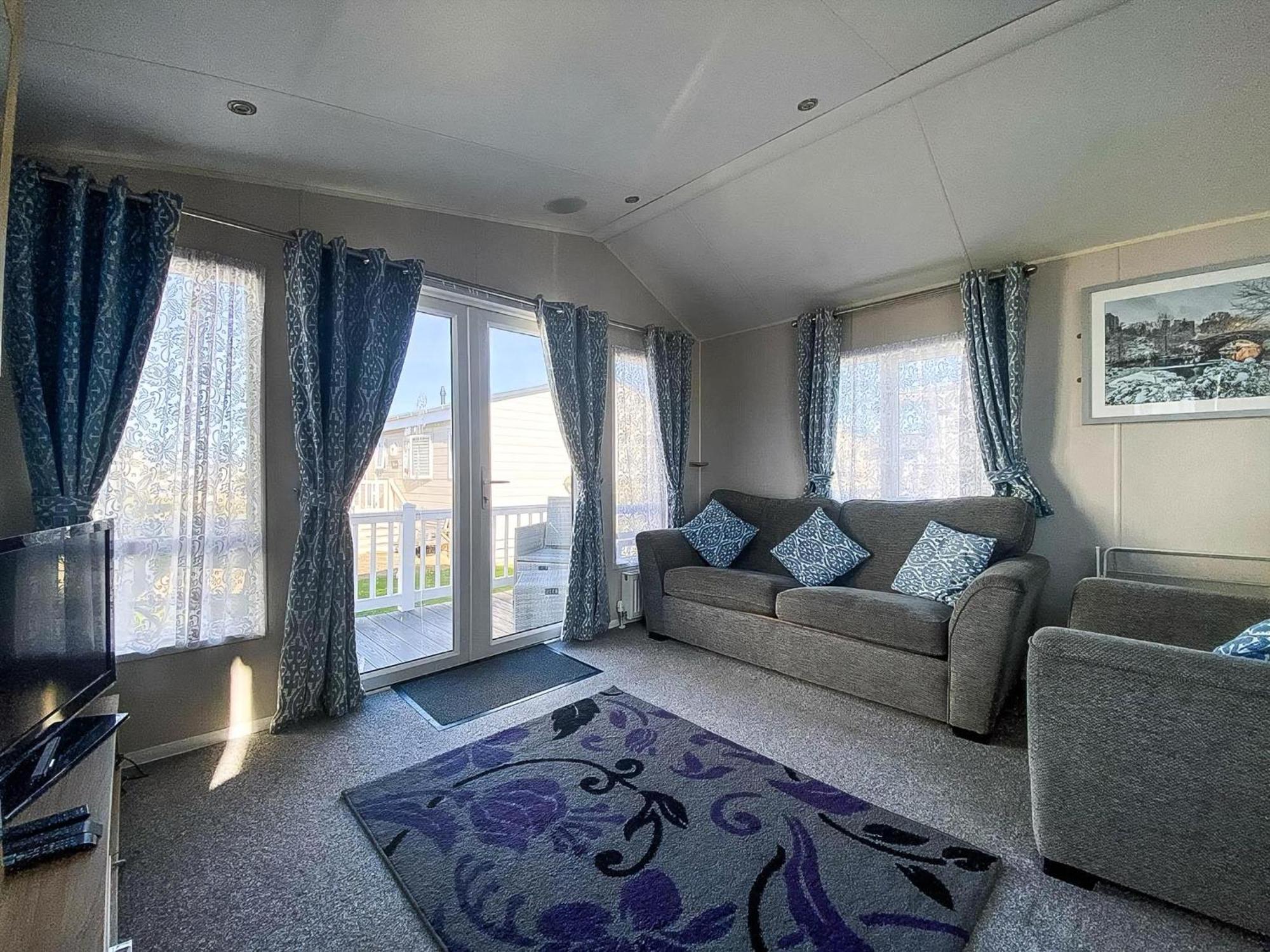 Luxury Caravan At Seaview Holiday Park In Kent Ref 47034Pb 위트스터블 외부 사진